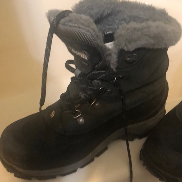 Women’s north face primaloft waterproof boots - Picture 4 of 10